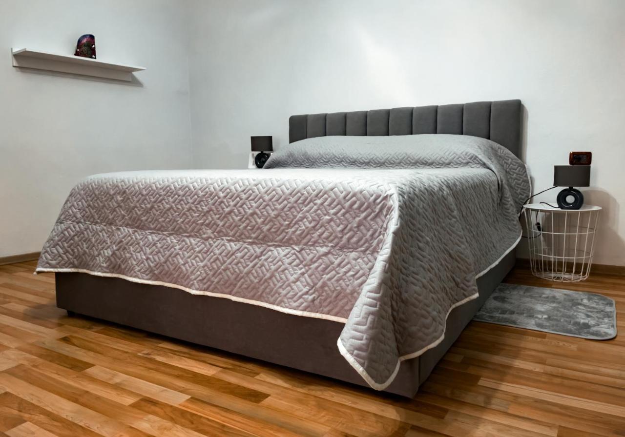 Vila Kodra Tiranë Ngoại thất bức ảnh